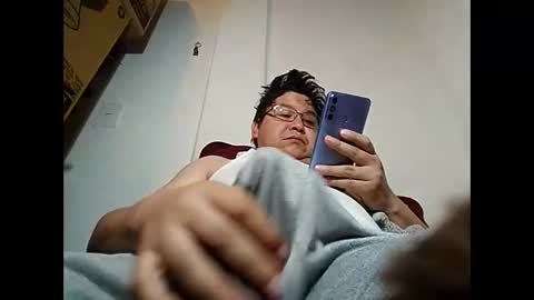 Snapshot of elimposstor chatting on January 24, 2025, 1:03 pm elimposstor online show from January 24, 2025, 1:03 pm