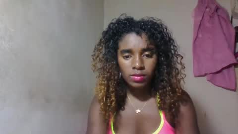 elina981 online show from May 13, 2026, 8:12 am