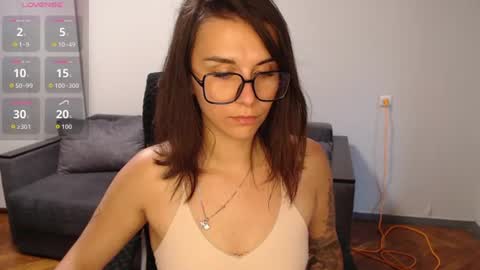 Snapshot of elina_posh chatting on June 25, 2026, 11:37 am Liza online show from June 25, 2026, 11:37 am