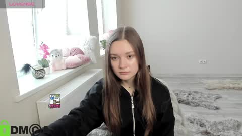 elina_x online show from March 23, 2026, 8:07 am