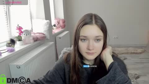 elina_x online show from March 28, 2026, 8:25 am