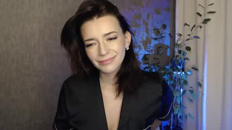 Elina online show from December 21, 2024, 12:42 am