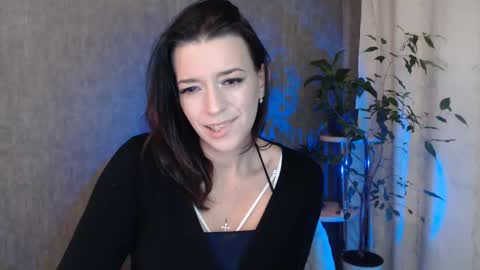 Elina online show from December 18, 2025, 11:00 pm