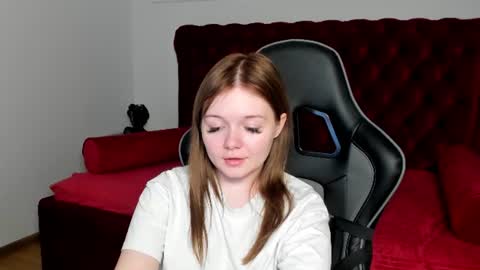 elinavale online show from June 10, 2026, 5:34 pm