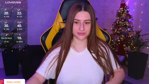 Snapshot of elinkalove chatting on December 15, 2024, 6:48 pm Elina online show from December 15, 2024, 6:48 pm