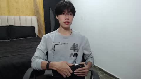 Snapshot of elio_collem chatting on December 10, 2024, 8:30 am ELIO online show from December 10, 2024, 8:30 am