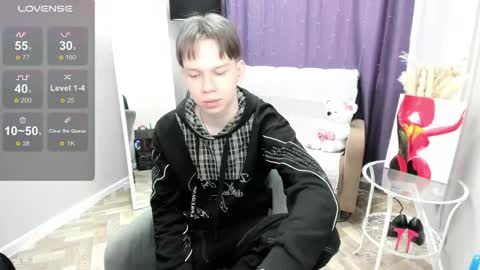 eliotmars online show from May 10, 2026, 11:04 am