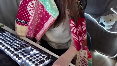 Snapshot of elisa_north chatting on February 2, 2025, 5:21 am Elisa North online show from February 2, 2025, 5:21 am