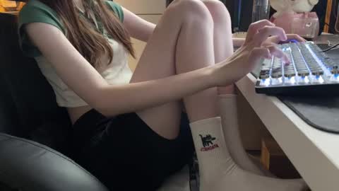 Snapshot of elisa_north chatting on February 4, 2025, 2:28 am Elisa North online show from February 4, 2025, 2:28 am