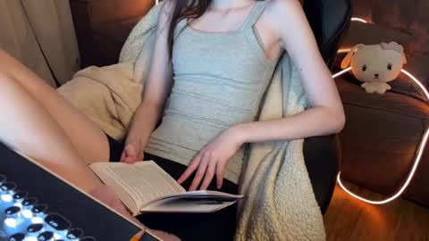 Snapshot of elisa_north chatting on February 21, 2025, 4:07 am Elisa North online show from February 21, 2025, 4:07 am