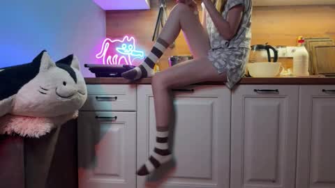 Snapshot of elisa_north chatting on September 19, 2025, 4:07 pm Elisa North online show from September 19, 2025, 4:07 pm