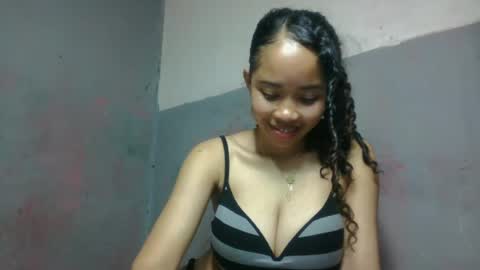 elisabethee online show from June 29, 2026, 12:50 am