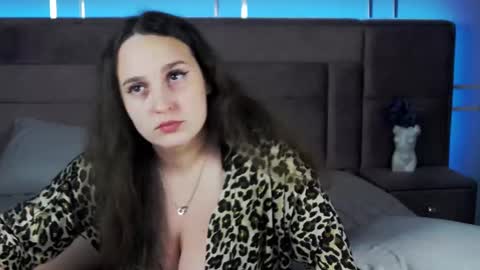 Snapshot of elisaminix_ chatting on December 9, 2024, 12:51 pm Elison online show from December 9, 2024, 12:51 pm