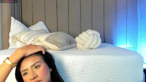 Elise diamond online show from April 11, 2026, 1:54 am