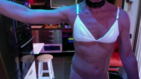 Snapshot of elise_tv chatting on July 12, 2026, 4:20 pm Barbie online show from July 12, 2026, 4:20 pm
