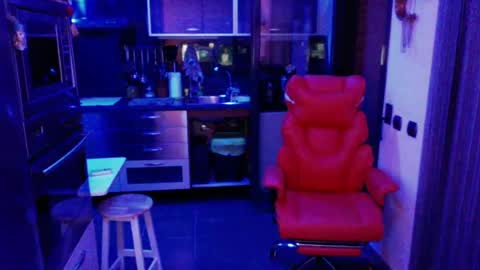 Snapshot of elise_tv chatting on July 16, 2026, 8:26 pm Barbie online show from July 16, 2026, 8:26 pm