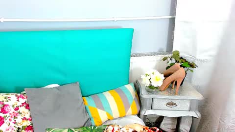 Elise online show from March 6, 2025, 12:09 pm