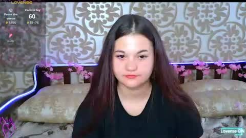 Snapshot of elisesmuse chatting on July 8, 2026, 12:53 pm elisesmuse online show from July 8, 2026, 12:53 pm