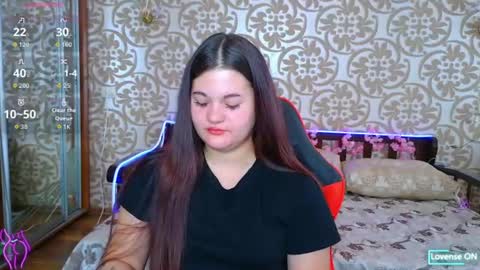 Snapshot of elisesmuse chatting on July 23, 2026, 7:06 am elisesmuse online show from July 23, 2026, 7:06 am