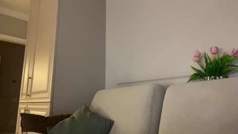 Stephanie online show from June 30, 2026, 9:27 pm