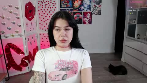 Snapshot of eliza_benet_ chatting on February 12, 2025, 3:05 pm Ari online show from February 12, 2025, 3:05 pm