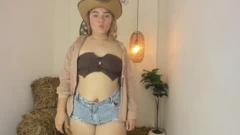 eliza_pryor online show from June 6, 2026, 1:16 pm