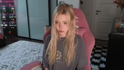 Elizabeth online show from May 20, 2026, 1:28 pm