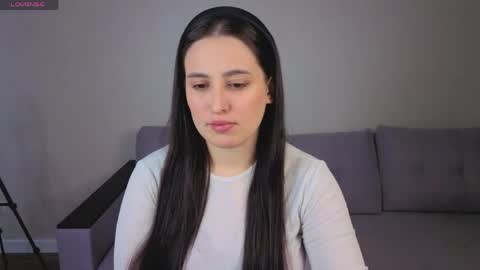 Elizabet online show from April 16, 2026, 1:17 am