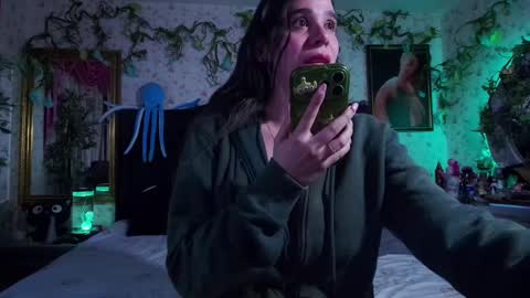 Elizabeth online show from February 10, 2025, 10:09 am