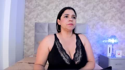 Snapshot of elizabeth_colleman chatting on January 10, 2025, 8:59 pm Elizabeth online show from January 10, 2025, 8:59 pm