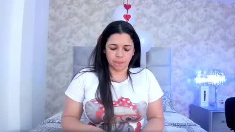 Snapshot of elizabeth_colleman chatting on March 3, 2025, 9:15 pm Elizabeth online show from March 3, 2025, 9:15 pm