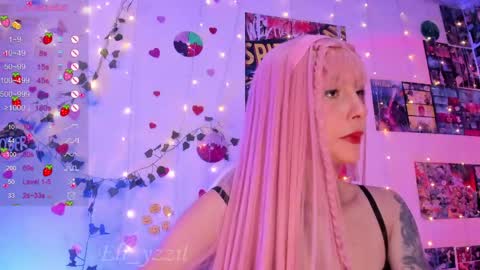 Snapshot of elizabeth_jing chatting on May 26, 2026, 4:14 pm Independent Model online show from May 26, 2026, 4:14 pm