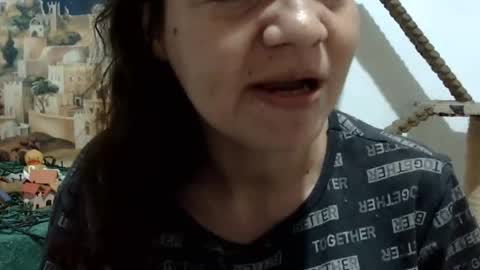 Elizabeth Martinez  online show from January 6, 2025, 3:08 pm