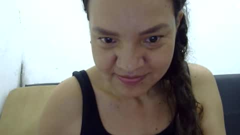 Elizabeth Martinez  online show from February 24, 2026, 2:15 pm