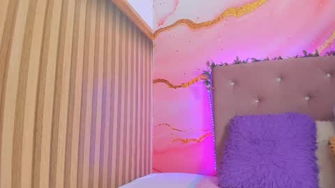 Snapshot of elizabeth_roman chatting on September 22, 2025, 6:54 pm Montserrath online show from September 22, 2025, 6:54 pm
