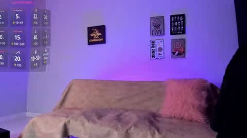 Snapshot of elizabethboltxxx chatting on June 28, 2026, 7:42 pm Elizabeth bolt online show from June 28, 2026, 7:42 pm