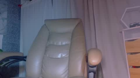 Lizzy online show from July 23, 2026, 2:31 am