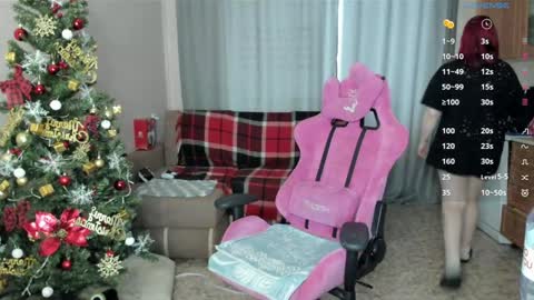 Snapshot of elizabethflowerr chatting on December 12, 2024, 5:10 am Eli online show from December 12, 2024, 5:10 am