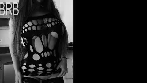 Snapshot of elizabethliones01 chatting on July 29, 2026, 9:13 pm instgram aly leiv17 ---- Im model-independent online show from July 29, 2026, 9:13 pm
