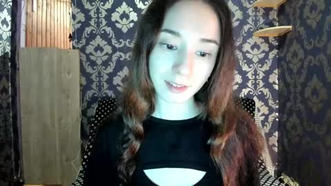 elizabethrice online show from February 16, 2025, 9:16 pm