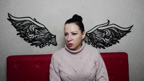 Snapshot of elizabethsho chatting on February 10, 2025, 6:13 pm ElizabethSho online show from February 10, 2025, 6:13 pm