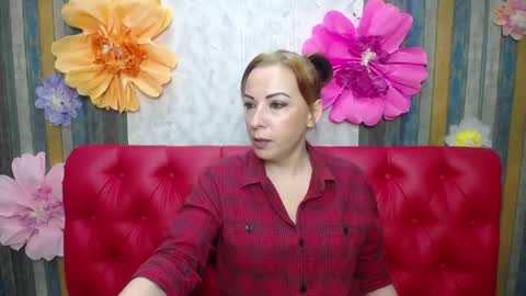 ElizabethSho online show from April 30, 2026, 6:14 pm