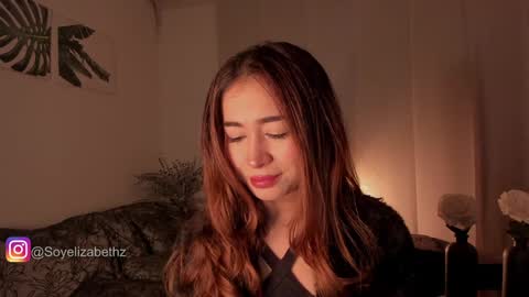 Snapshot of elizabethz chatting on January 22, 2025, 1:42 am Tuli online show from January 22, 2025, 1:42 am