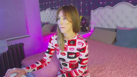 Snapshot of elizamayers chatting on February 1, 2025, 1:34 am Linda online show from February 1, 2025, 1:34 am