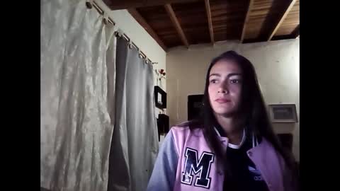 elizka 00 online show from April 11, 2026, 3:33 am