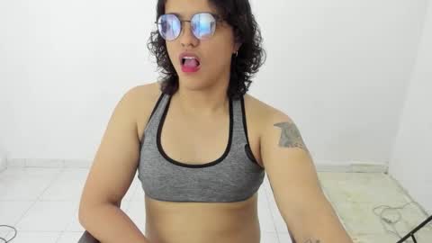 Diana online show from December 21, 2025, 12:40 am