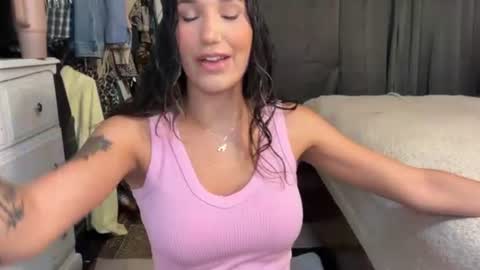 Ella online show from June 16, 2026, 1:14 pm