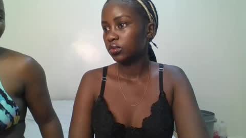 Snapshot of ella8_ chatting on June 28, 2026, 6:41 am ella8_ online show from June 28, 2026, 6:41 am