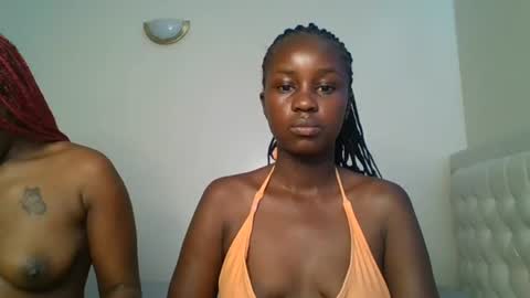 Snapshot of ella8_ chatting on July 21, 2026, 8:05 am ella8_ online show from July 21, 2026, 8:05 am