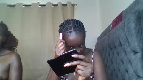 Snapshot of ella8_ chatting on July 30, 2026, 8:46 am ella8_ online show from July 30, 2026, 8:46 am